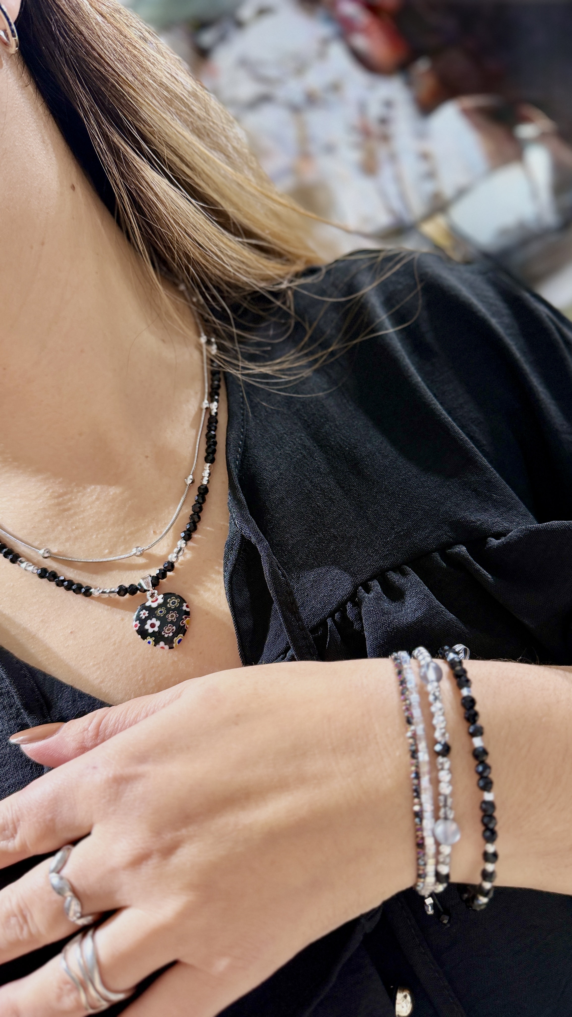 Collar black Bloom 